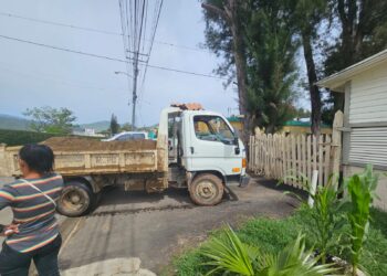 Director de Medio Ambiente y del SENPA en Constanza es amedrentado por alcalde 