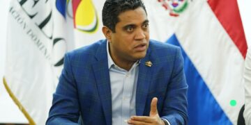 Presidente Fedomu llama a detener aumentos salariales "alegres" de autoridades municipales