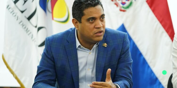 Presidente Fedomu llama a detener aumentos salariales "alegres" de autoridades municipales