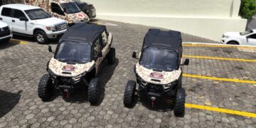 Ministro Defensa visita instalaciones del CESFronT en SD y entrega 2 buggies para vigilancia verja perimetral 