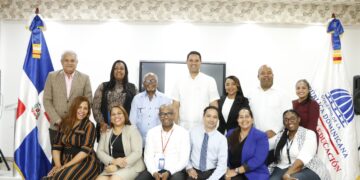 Consejo de la Regional 15 realiza aprestos para cierre del año escolar y apertura del nuevo ciclo