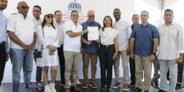 Gobierno construirá cinco multiusos más en Puerto Plata