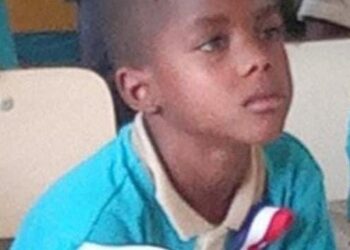 Una pareja denuncia que su hijo de 7 años fue secuestrado por un Haitiano