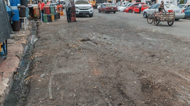 Alcaldía del DN realiza amplio operativo de limpieza