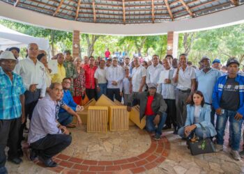 Feda ejecuta Plan de Impulso a la Apicultura