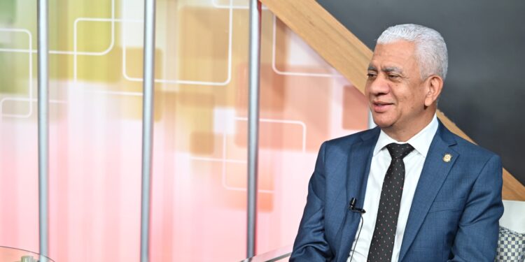 Ricardo de los Santos plantea unificación elecciones municipales con nivel congresual y presidencial