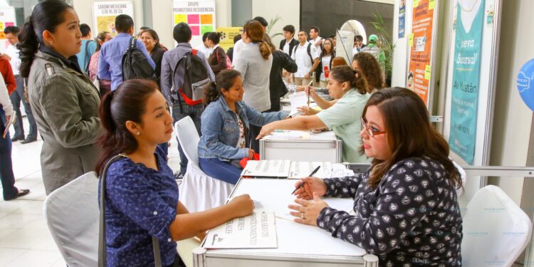 Ministerio de Trabajo invita a ferias de empleo para Santiago de los Caballeros y La Altagracia
