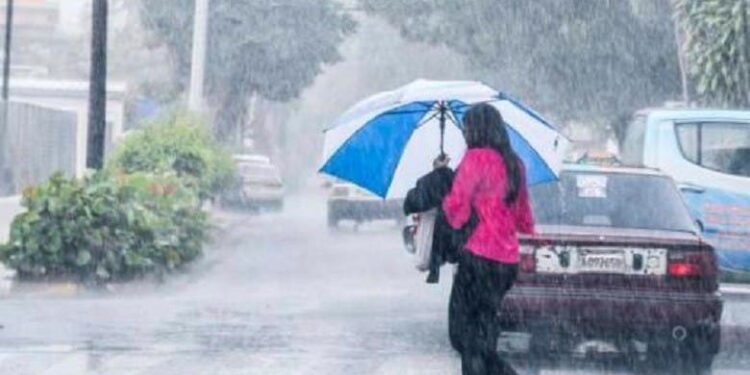 Vaguada y onda tropical continuarán provocando aguaceros sobre el país