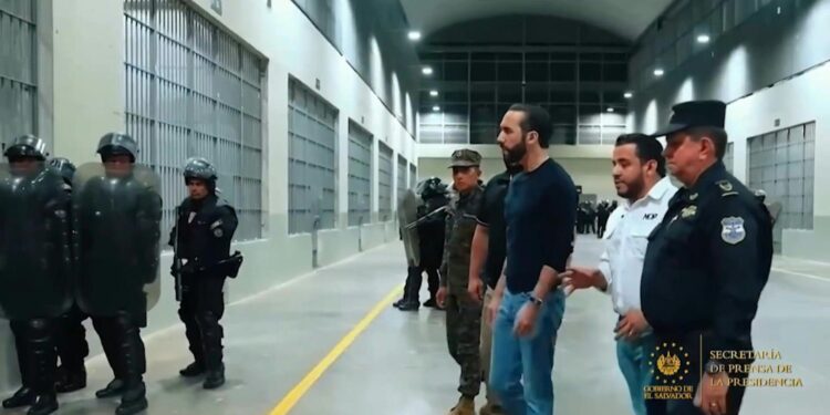 El Salvador amplía el régimen de excepción al inicio del segundo mandato de Bukele