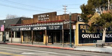 Bar causa polémica por declarar el «mes de la heterosexualidad»