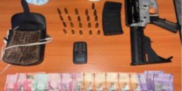 DICRIM apresa a dos hombres a quienes les ocupa fusil M-16 y drogas durante operativo en Samaná