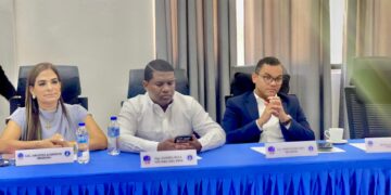 José Radhamés propone reapertura programa “Regidor por un Día ante el ayuntamiento de SDO”