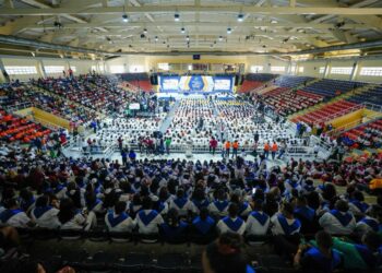 INFOTEP gradúa a 1,960 nuevos técnicos capacitados para trabajar en sector productivo nacional