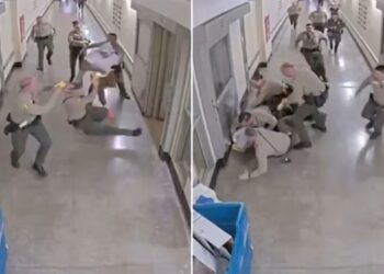 Reo salta de su celda en un violento ataque con cuchillo contra guardias