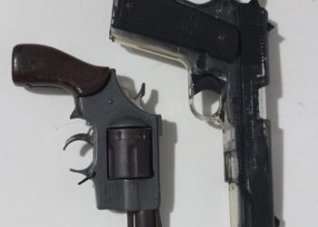 Policía ocupa distintas armas de fuego y recupera motocicleta robada en Villa Mella, SDN