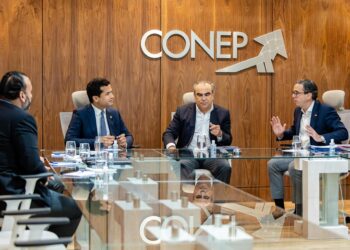 Omar Fernández y CONEP pasan balance a propuestas estratégicas de reformas