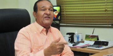 Antonio Marte denuncia miseria y abandono en Monseñor Nouel tras cierre de Falcondo