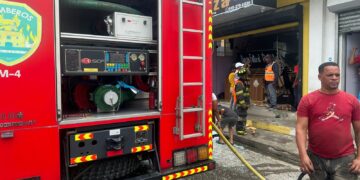 911 coordina asistencia ante evento ocurrido en un local comercial de La Vega