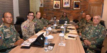 En sede del CESFRONT se reúne por primera vez Estado Mayor General FF.AA.