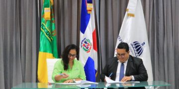 Zoológico e INCABIDE firman alianza para la custodia de animales exóticos