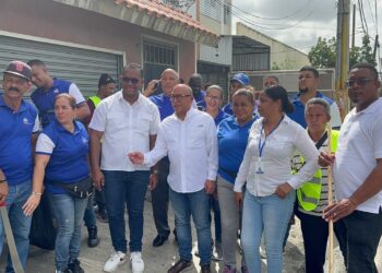 Inician operativo de Limpieza y Fumigación en Santo Domingo Oeste