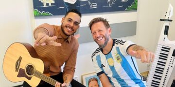 Noel Schajris firma a Saúl Bonilla su primer artista dominicano