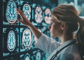 Novedoso tratamiento logra controlar  temblores de paciente con parkinson