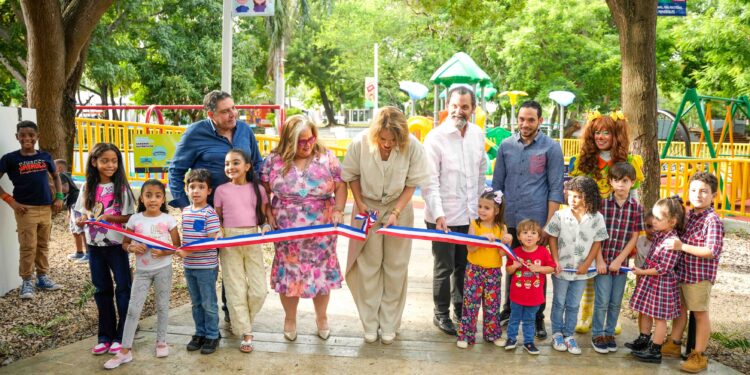 Ministerio de Cultura y Grupo SID inauguran Parque Infantil Plaza de la Cultura
