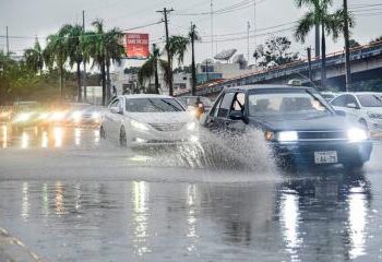 Vaguadas y ondas tropicales incrementarán las lluvias sobre el país en las próximas 24 a 72 horas
