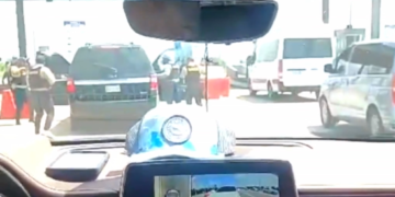 DNCD intercepta vehículo a mano armada en Autopista El Coral