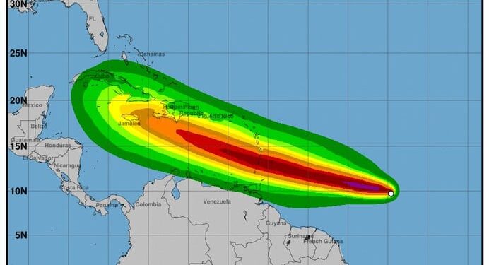 Pronostican Beryl se convertirá en huracán esta noche o el domingo