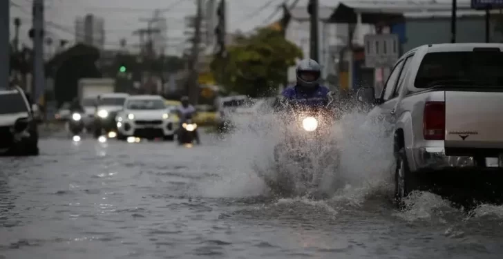 Aguaceros hacia el interior del país para este martes
