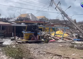 Aumentan a 7 los muertos por el poderoso huracán Beryl
