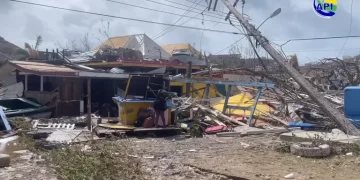 Aumentan a 7 los muertos por el poderoso huracán Beryl