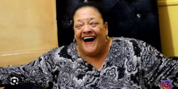 Fallece a los 72 años la comediante Luciola Echavarría