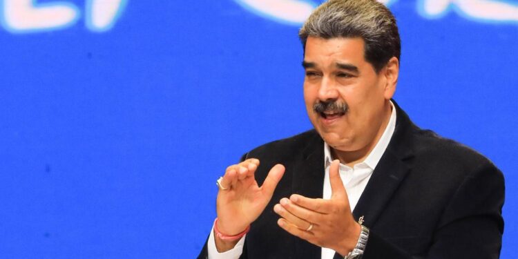 Honduras, Nicaragua, Cuba y Bolivia felicitan a Maduro por su victoria