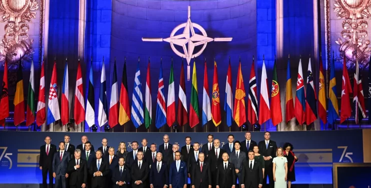 Cumbre de la OTAN llega a su último día con acuerdos formales para apoyar a Ucrania