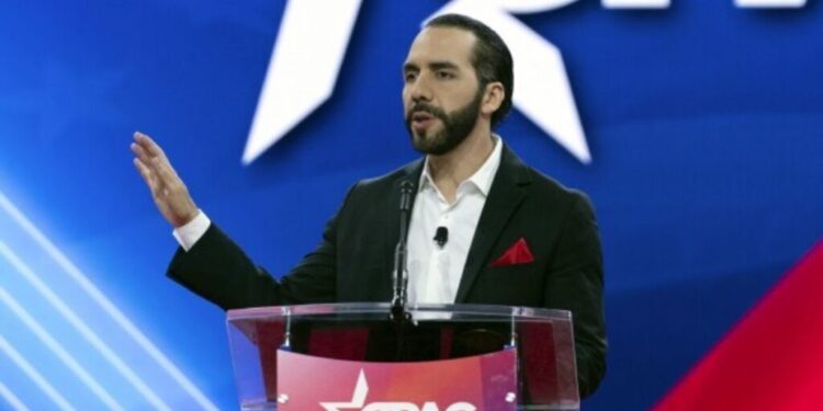 Nayib Bukele advierte sanciones a comerciantes por precio de los alimentos