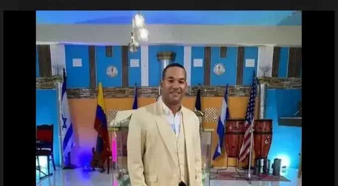 Pastor que habría abusado de menores dice que es inocente y niega acusaciones en su contra