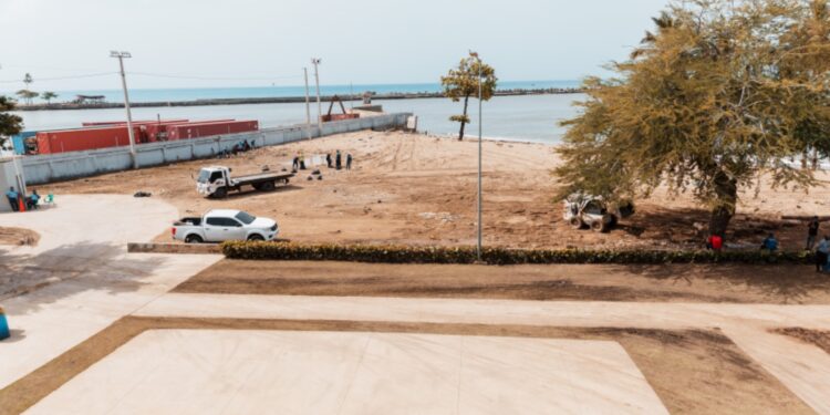 ADN saca cerca de 60 toneladas de desechos de monumento Montesino y su playa