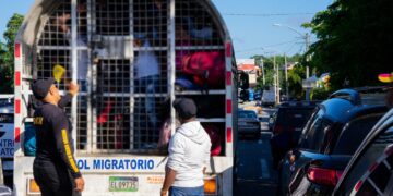 En 6 meses más 67 mil extranjeros de diferentes nacionalidades han sido deportados 