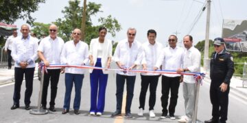 Gabinete de turismo entrega vía Domingo Maíz en Punta Cana