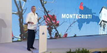 Inauguran muelle auxiliar y dejan iniciados trabajos para proyectos energéticos en Manzanillo