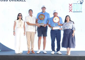 Dúo de los Castillo campeones del XIX Torneo de Golf Adoexpo