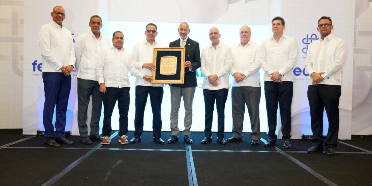 Federación Dominicana de Textileros reconoce el vital aporte del INABIE para el desarrollo de ese sector