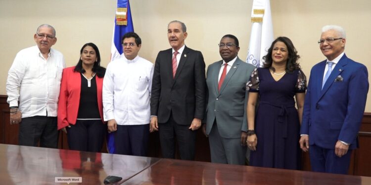 MESCYT llama a científicos a participar en convocatoria del FONDOCYT