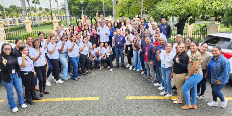 Director SRSM valora 1er Lugar como Regional y esfuerzo colaboradores hospitales ganadores en Premios SNS