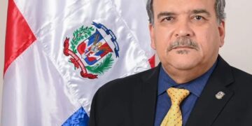 El diputado del PQDC, Elias Wessin Chávez pidio al presidente Luis Abinader “poner en ejecucion el Pacto de Nación