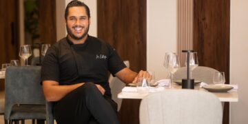 Juan Carlos Pichardo Inaugura su restaurante “La Estrofa”