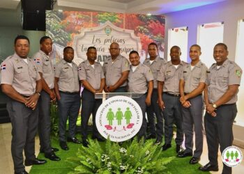 Policía Nacional celebra el Día del Padre con gran entusiasmo 